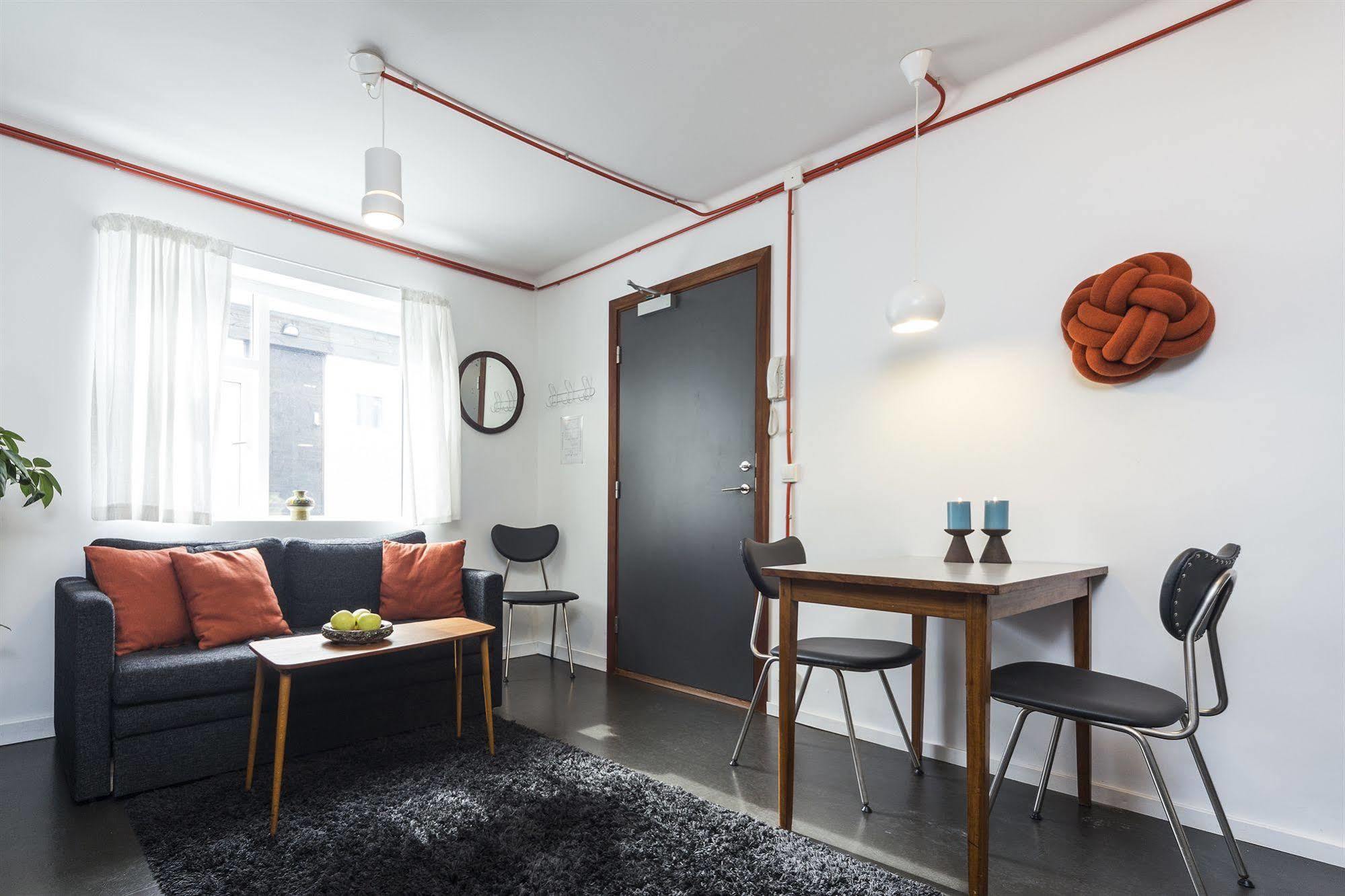Astro Apartments Рейкьявик Экстерьер фото